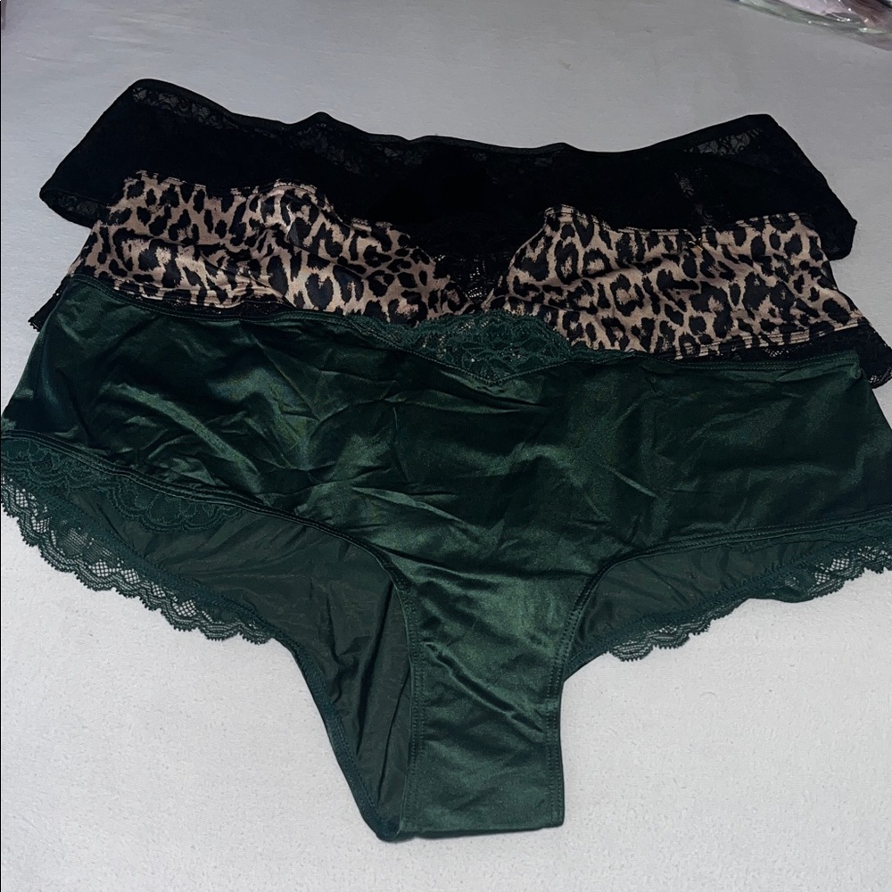 Victoria's Secret Very Sexy Cheeky Panties - Black, Leopard, Green
